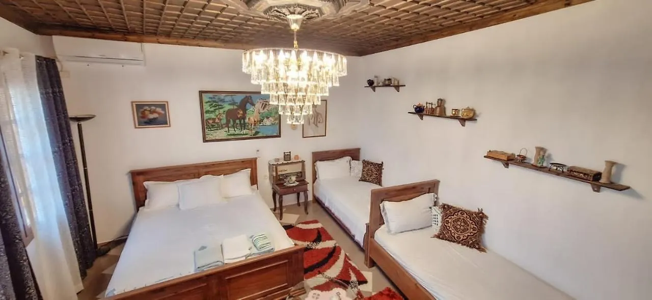 Pensión Guesthouse Alvaro Kadiu Berat Albania