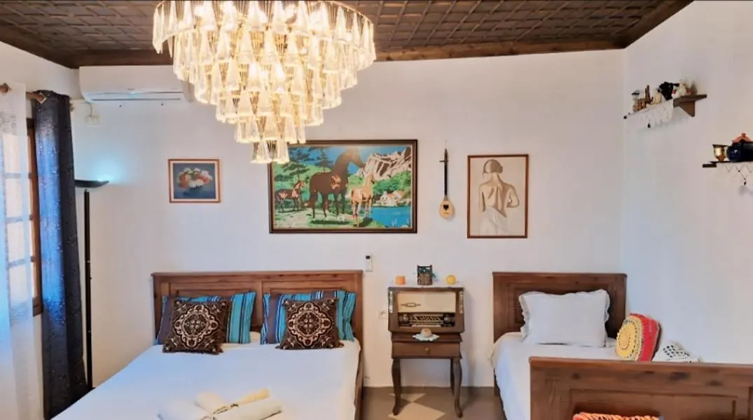 Guesthouse Alvaro Kadiu Берат