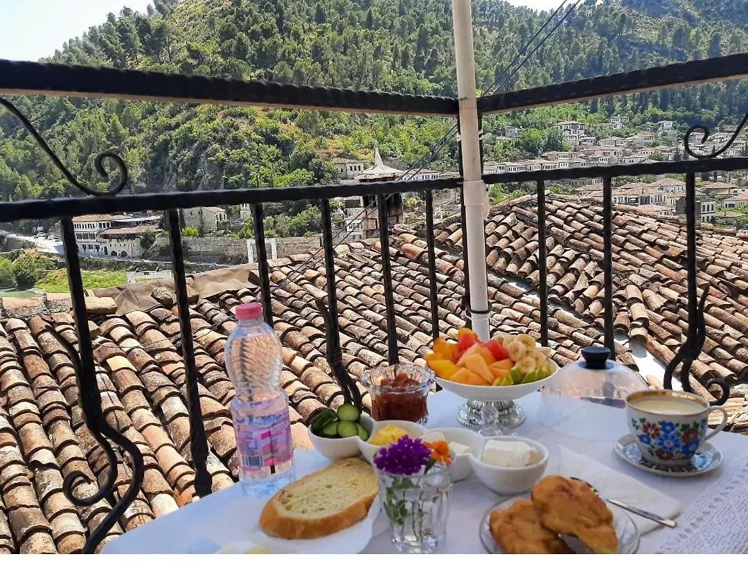 Гостевой дом Guesthouse Alvaro Kadiu Берат